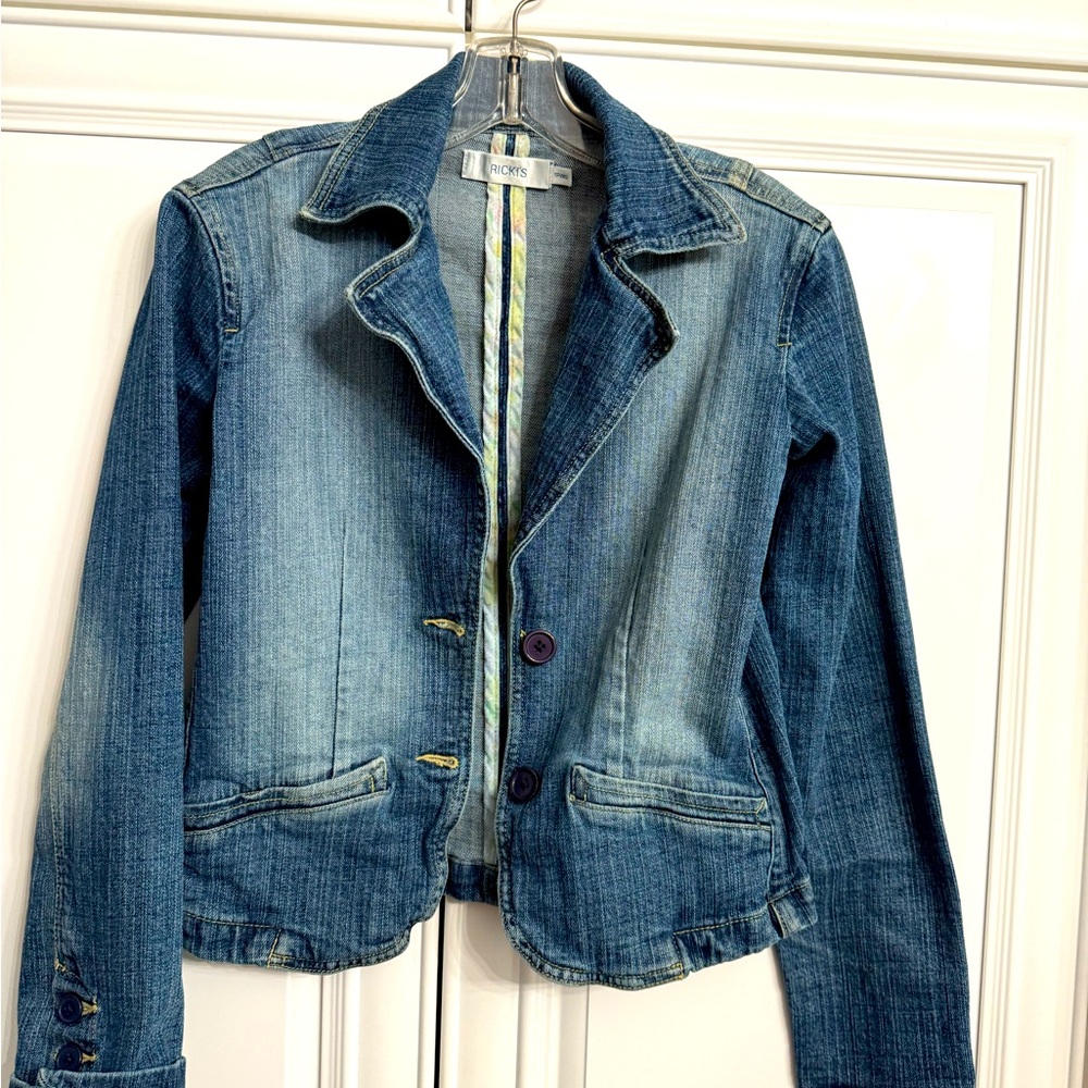 Ricki's Petite X-Small Blue Jean Jacket Classic Denim Style Two Buttons at Front